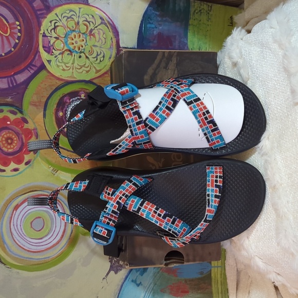 Chacos Youth 6 Z/1 Ecotread equals a woman's size 8 - Picture 2 of 6